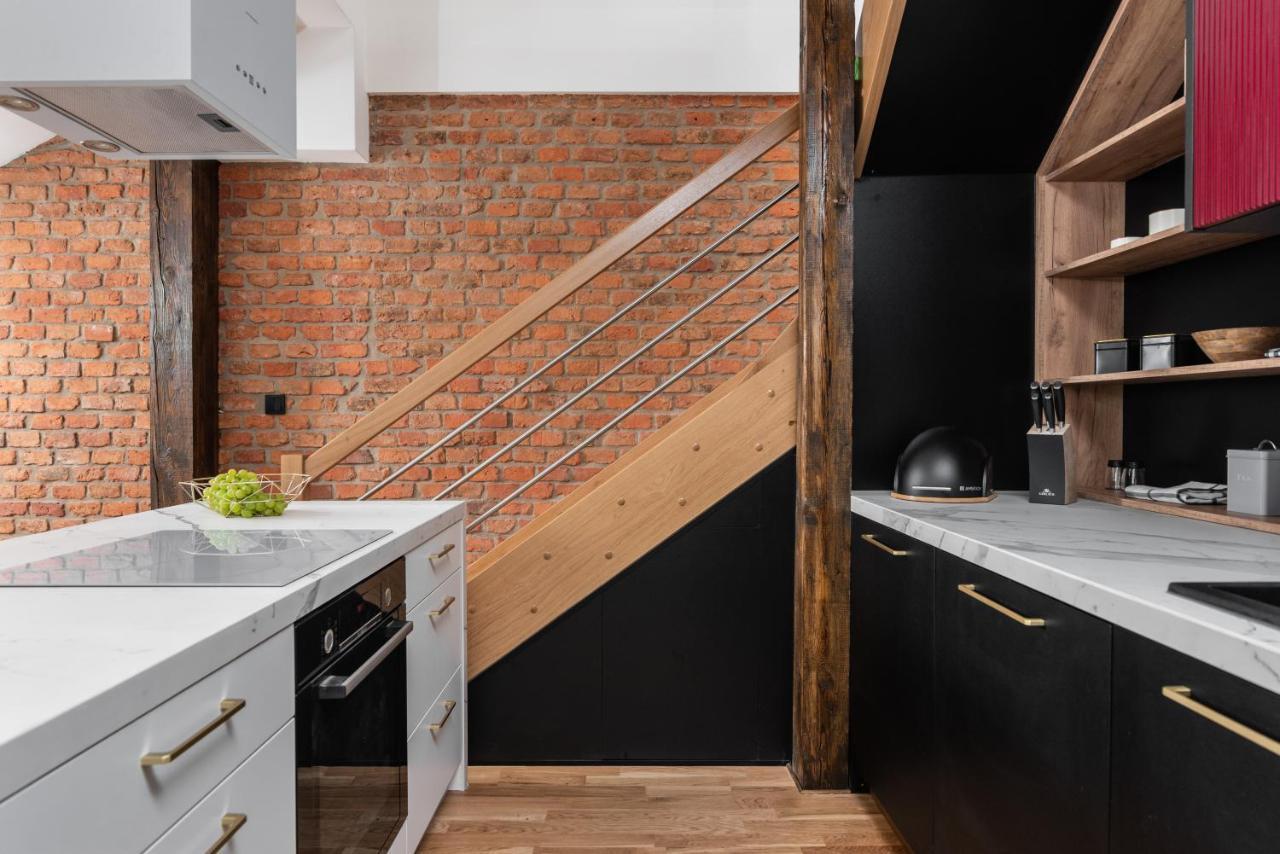 Riverside Premium Class Apartment - By Upstairs Krakow Bagian luar foto